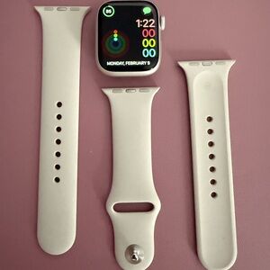 Apple Watch Series 7 (41mm Silver)